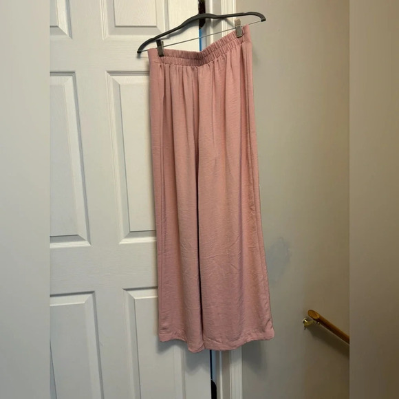 Maison d'Amelie | Soft Wide Leg Pants Pink Size S - Picture 2 of 3